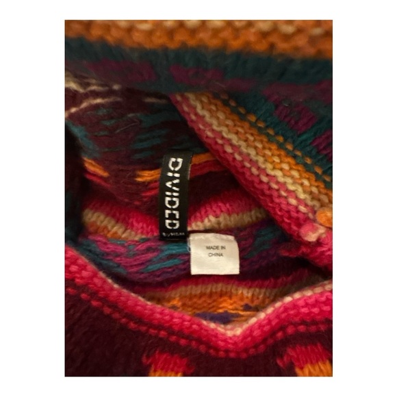 RARE H&M Designer Inspired Wool Aztec Boho Turtleneck Sweater Sz 10 - Picture 11 of 15